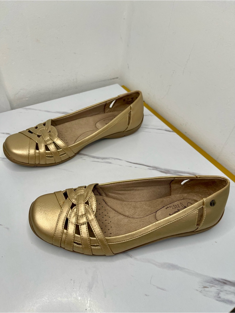 LifeStride Womens Diverse Ballet Flat Soft Gold 9M Woven detail